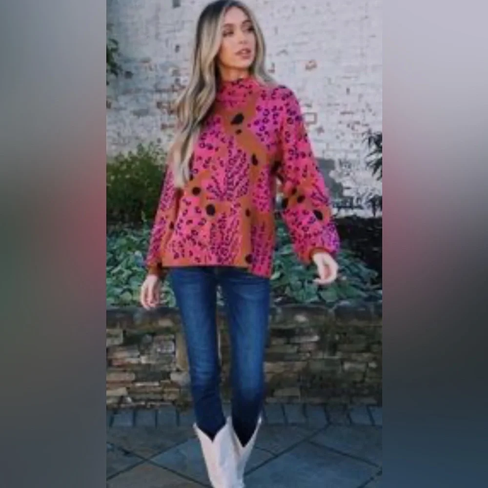 Fate Curve Coral Palm Sweater - Picture 2 of 8